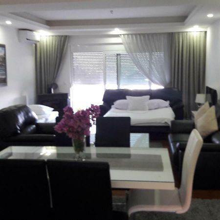Apartments Dzan Улцинь Экстерьер фото
