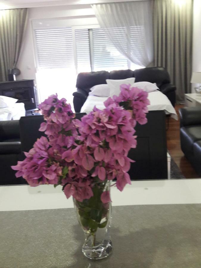 Apartments Dzan Улцинь Экстерьер фото
